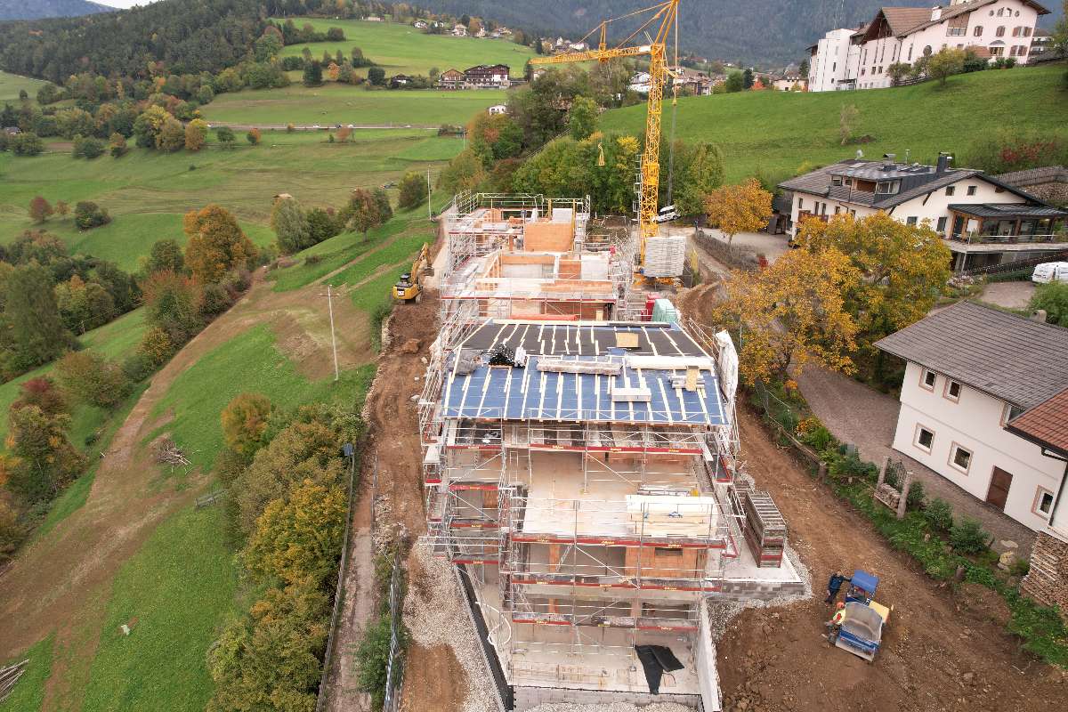 Abbruch und Wiederaufbau eines Wohnhauses-1